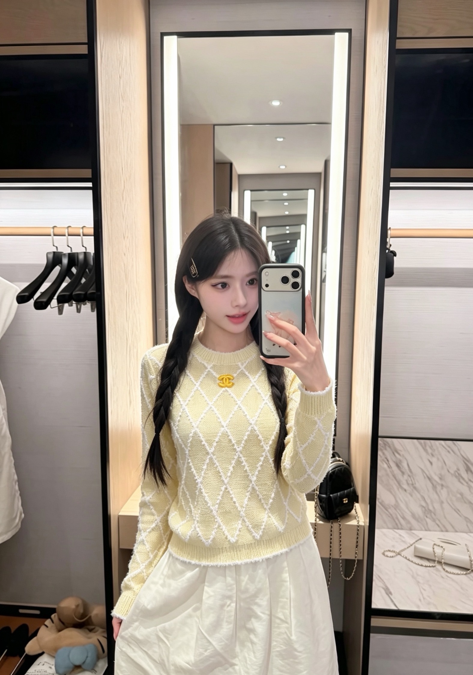 To26 Summer Update - Cha-style Striped V-neck Top