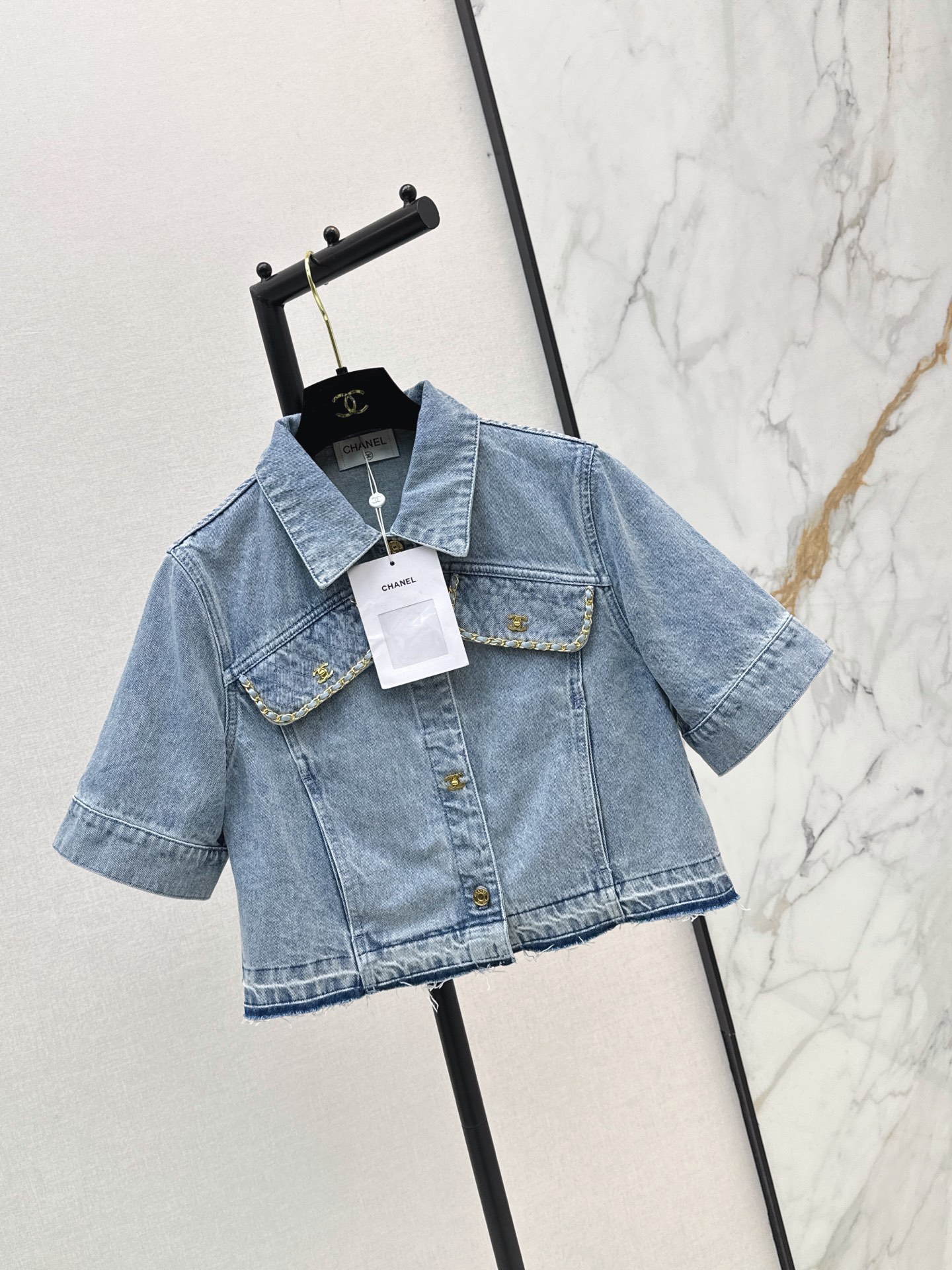 Cha  Trim Cropped Short Sleeve Denim Jacket