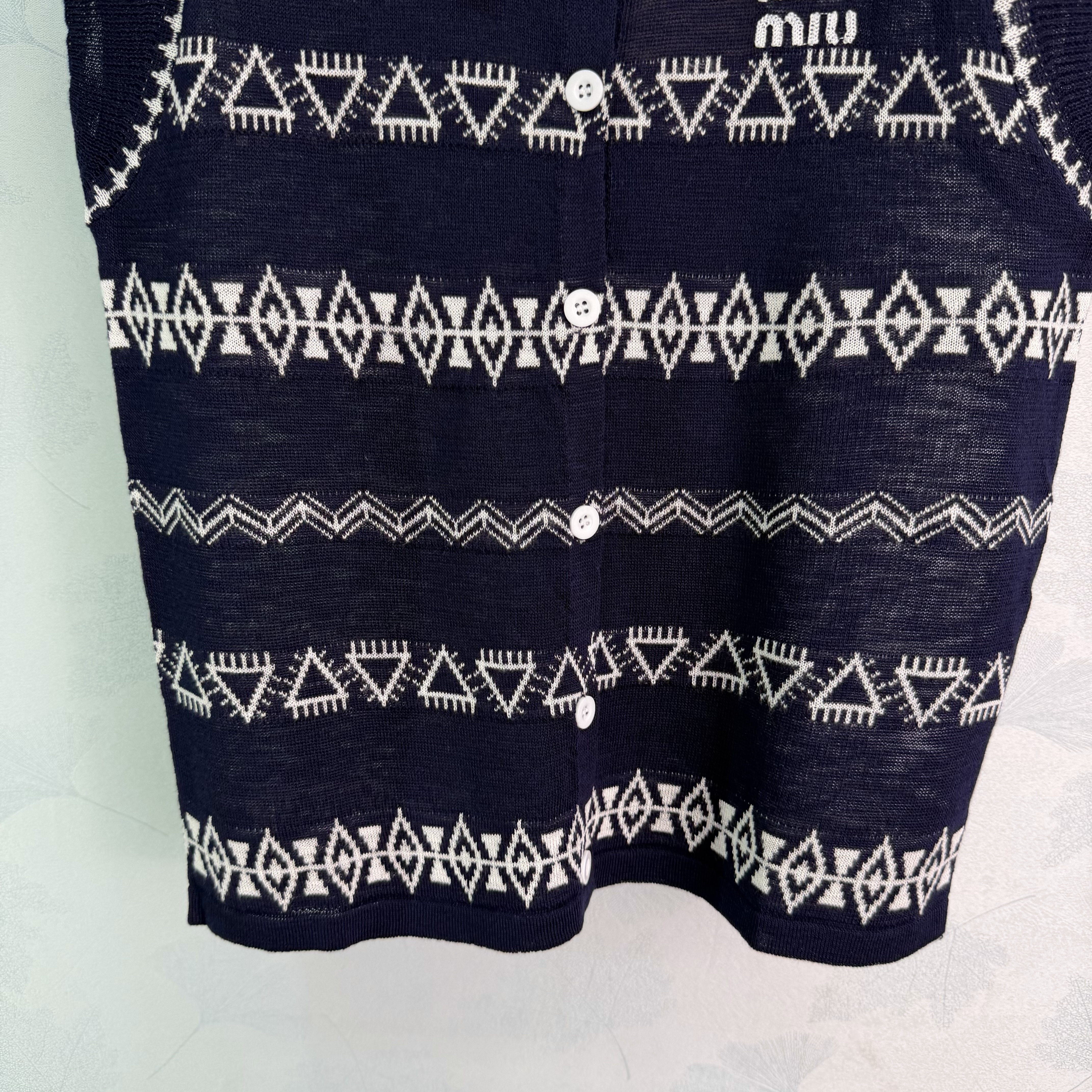 Mi*26 Spring/Summer New Sleeveless Knit Cardigan