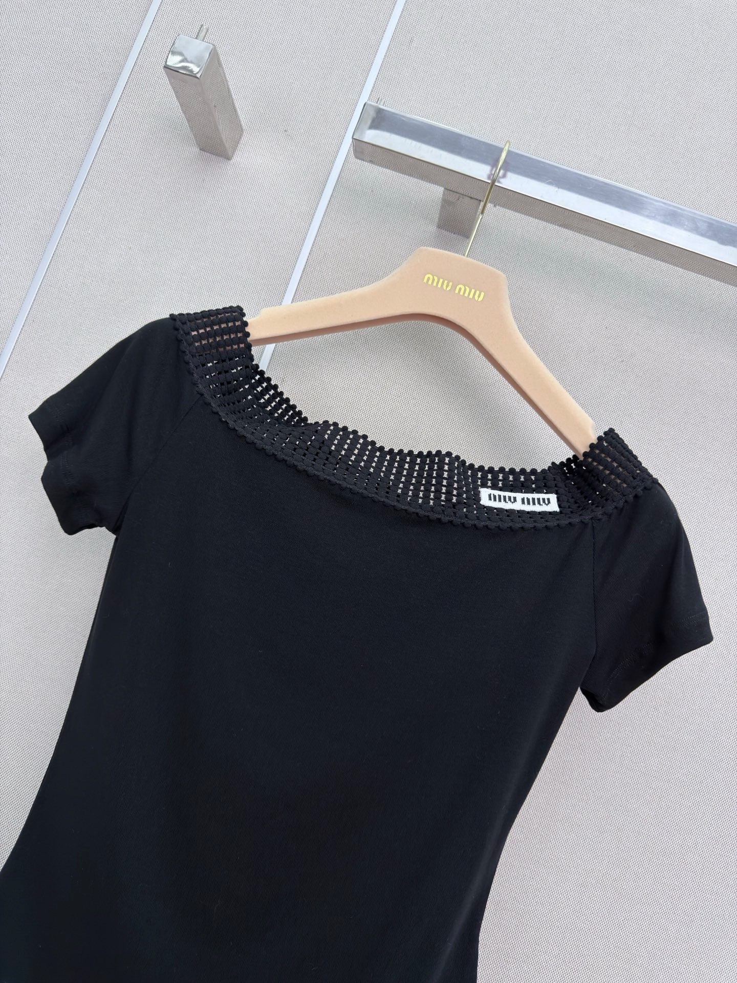 Mi* New Off-shoulder Tencel Acetate Tee
