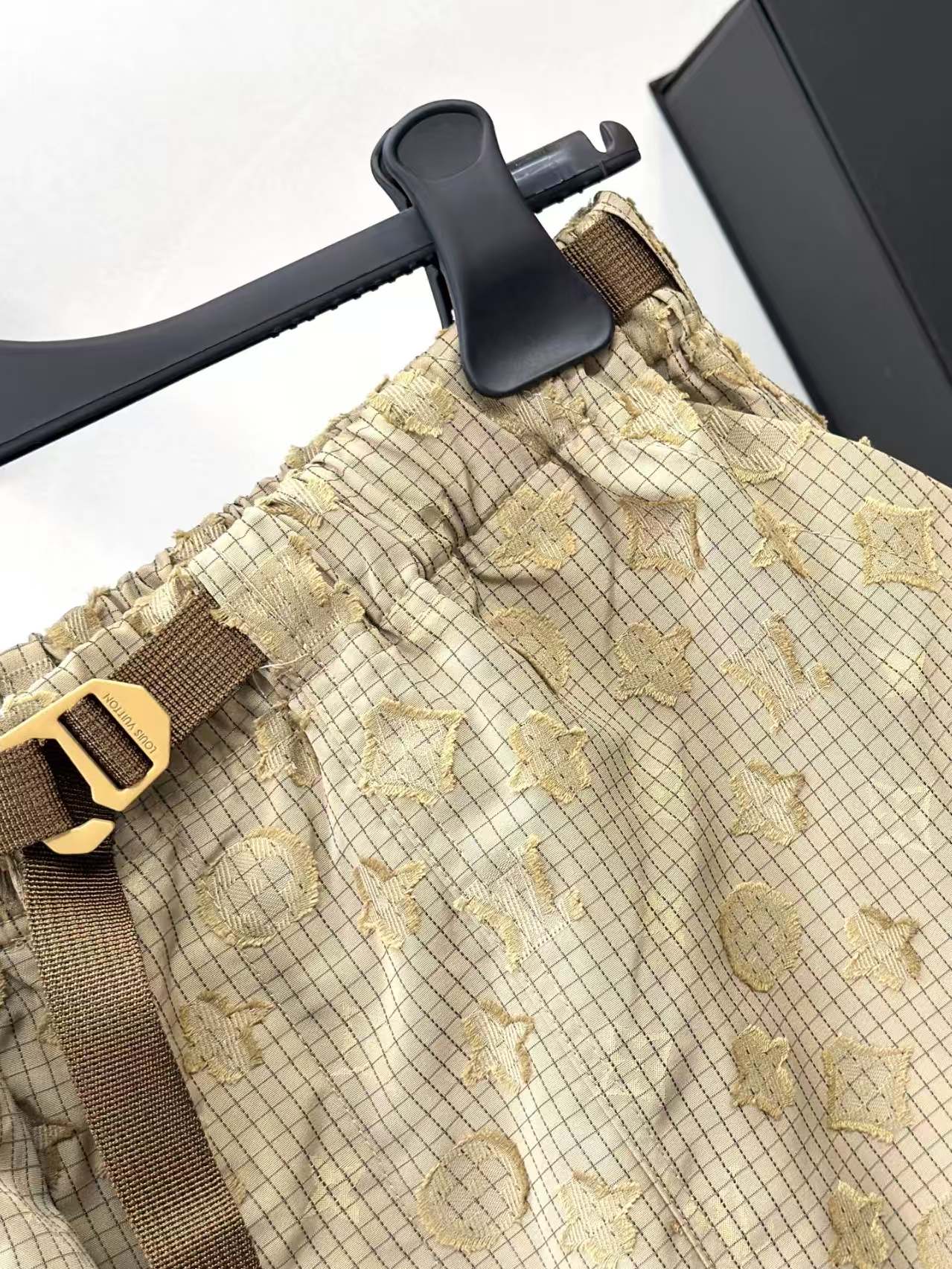 LO New Plaid Jacquard Casua Shorts