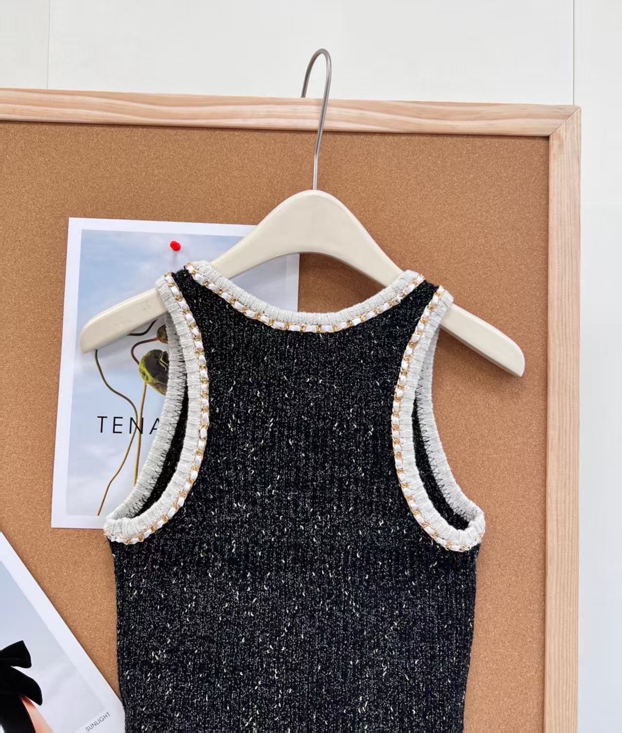 Cha 26 Early Spring New Metal Chain Knit Vest