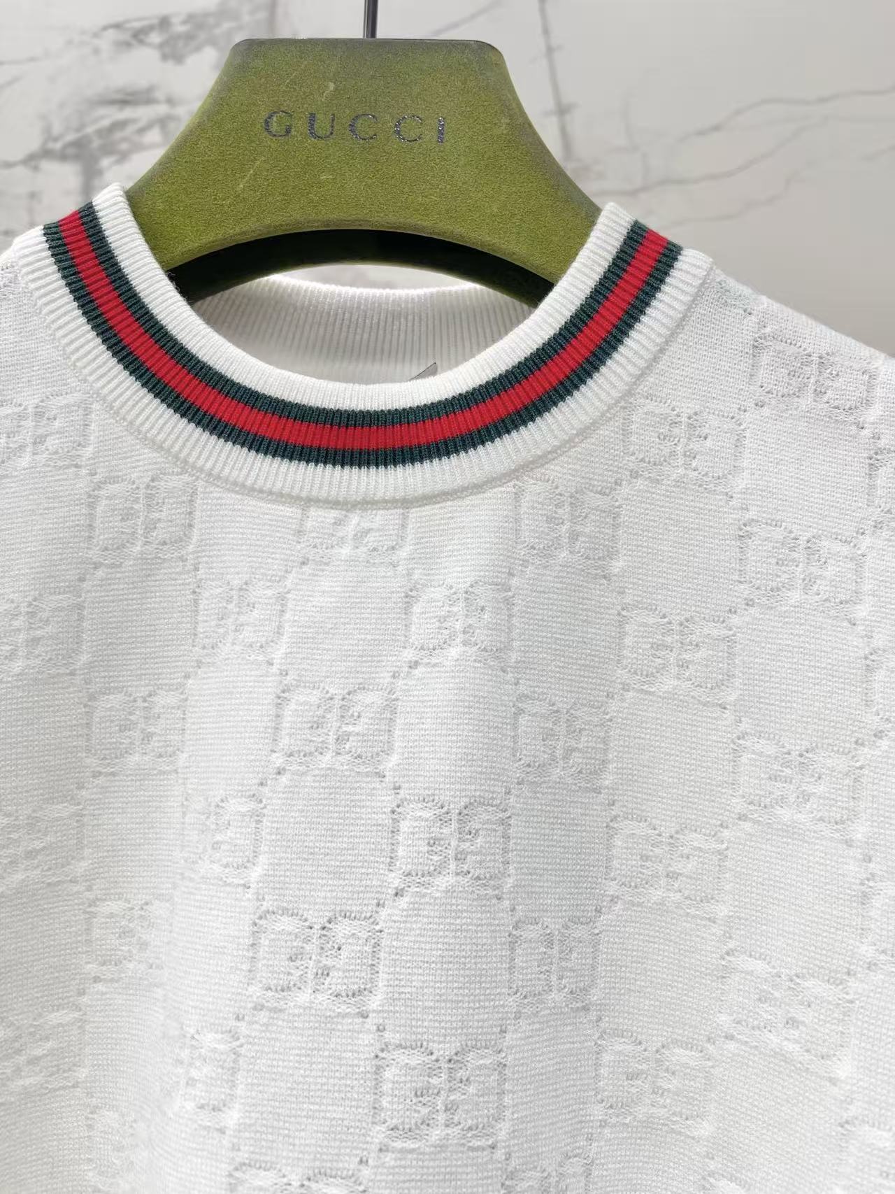 GU Contrast Striped Trim
