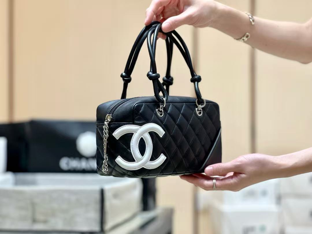 CC26SS Vintage Cambon Pillow Bag, Timeless Classic