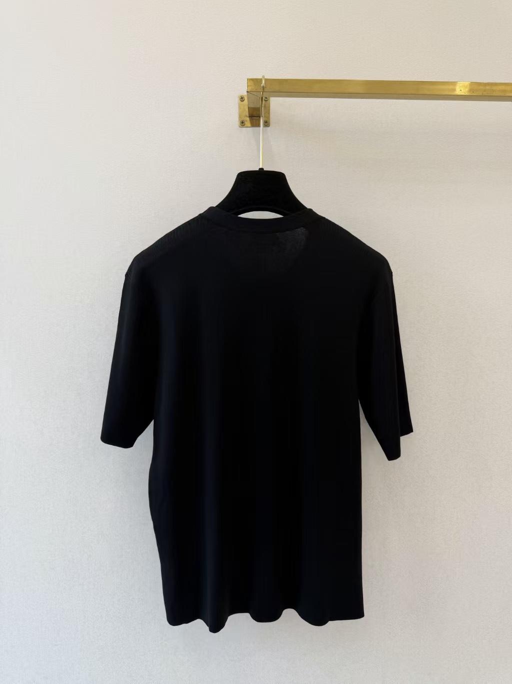 Cha-style short-sleeve knit top