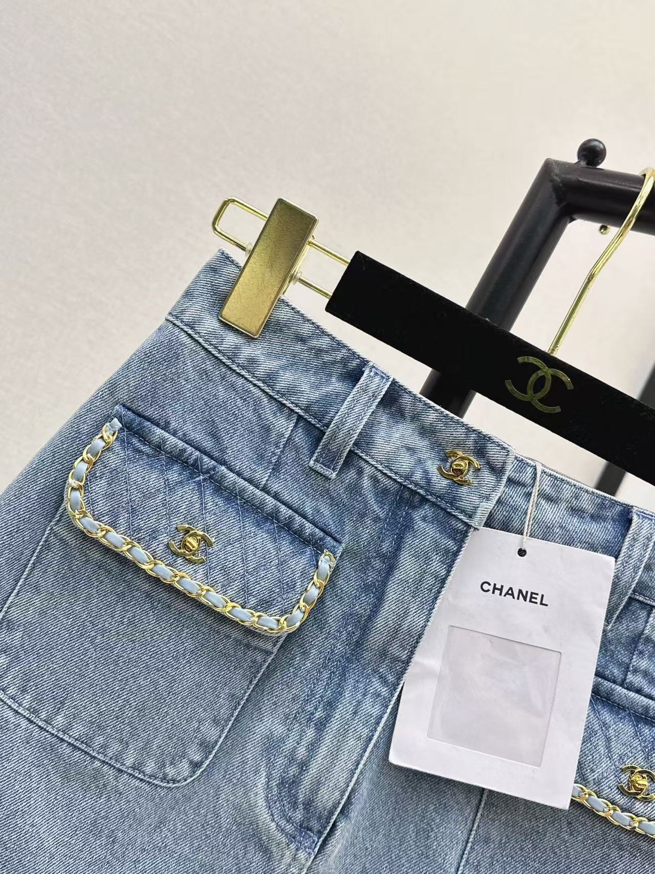 Cha Trim Pocket Denim Mini Skirt
