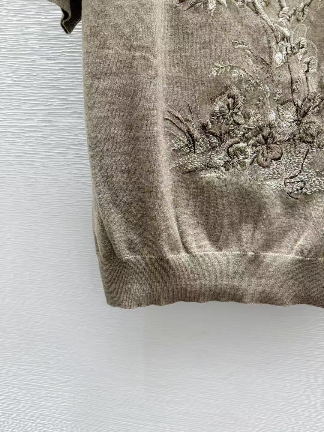 Di Vintage Botanical Embroidery Fine Knit Blouse