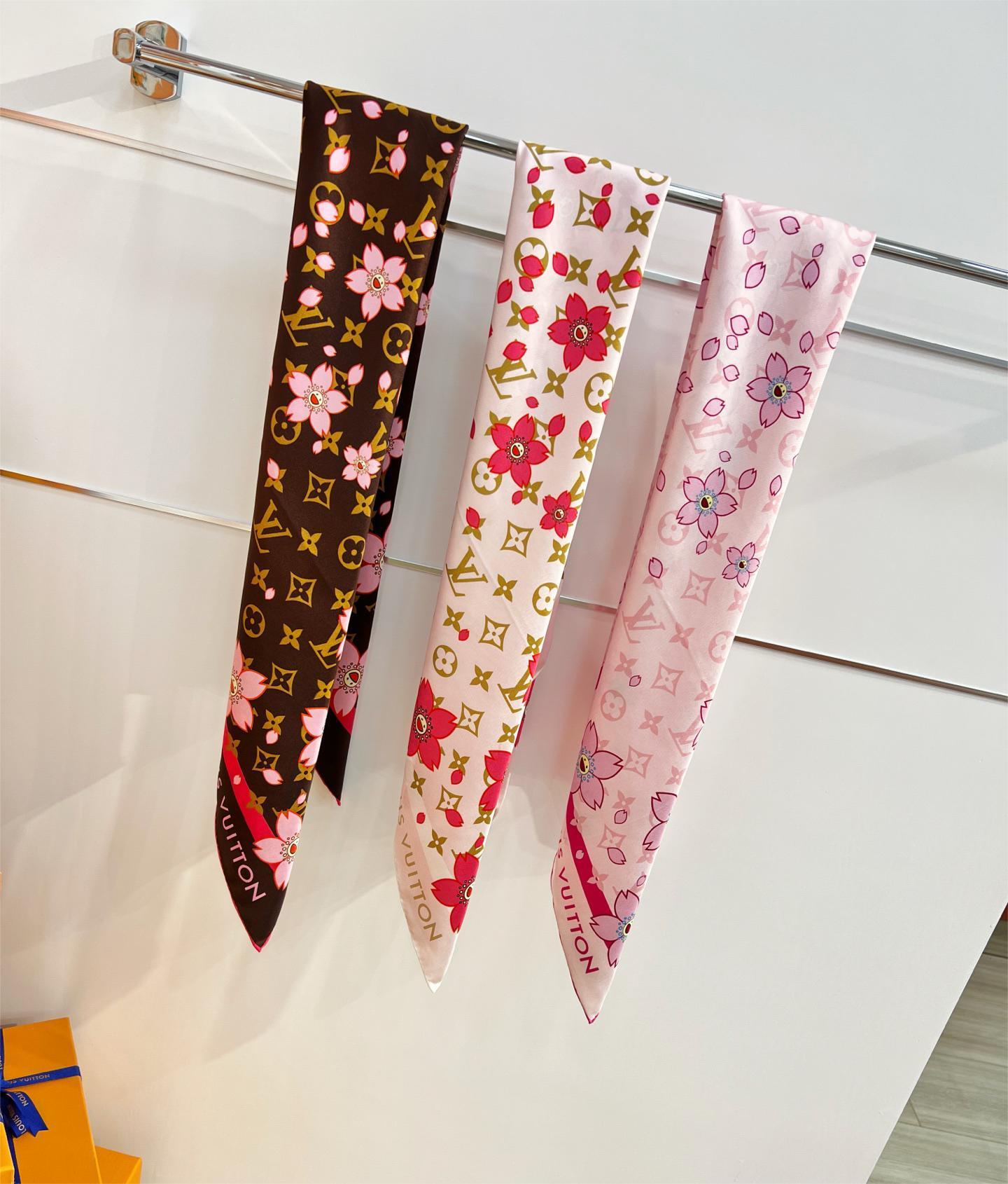 LU18mm top-quality silk double-sided with the same colour 90cm silk square market