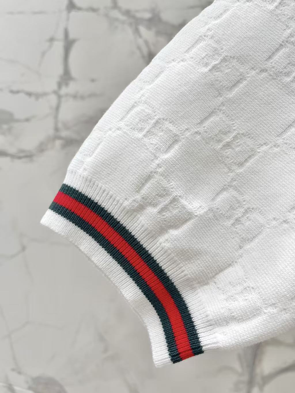 GU Contrast Striped Trim