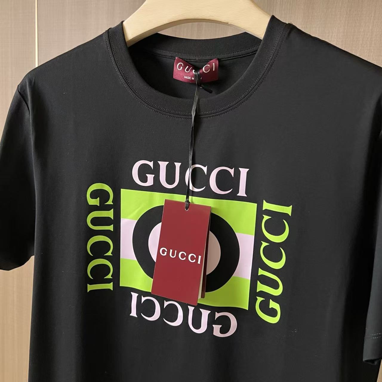 GU Square Interlocking Logo Print Crew Neck Short Sleeve Heavy Cotton T-Shirt