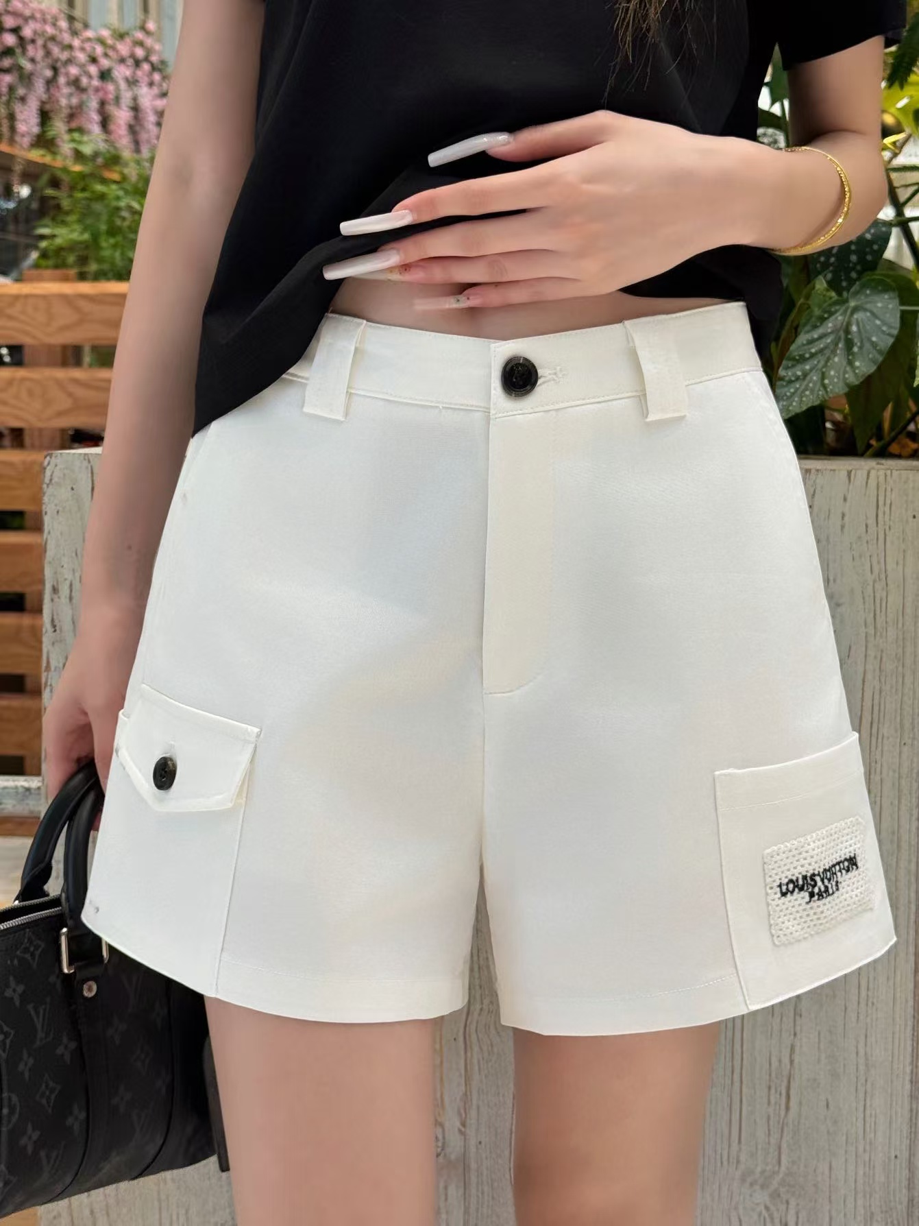 LO* Woven Label Cargo Suit Shorts