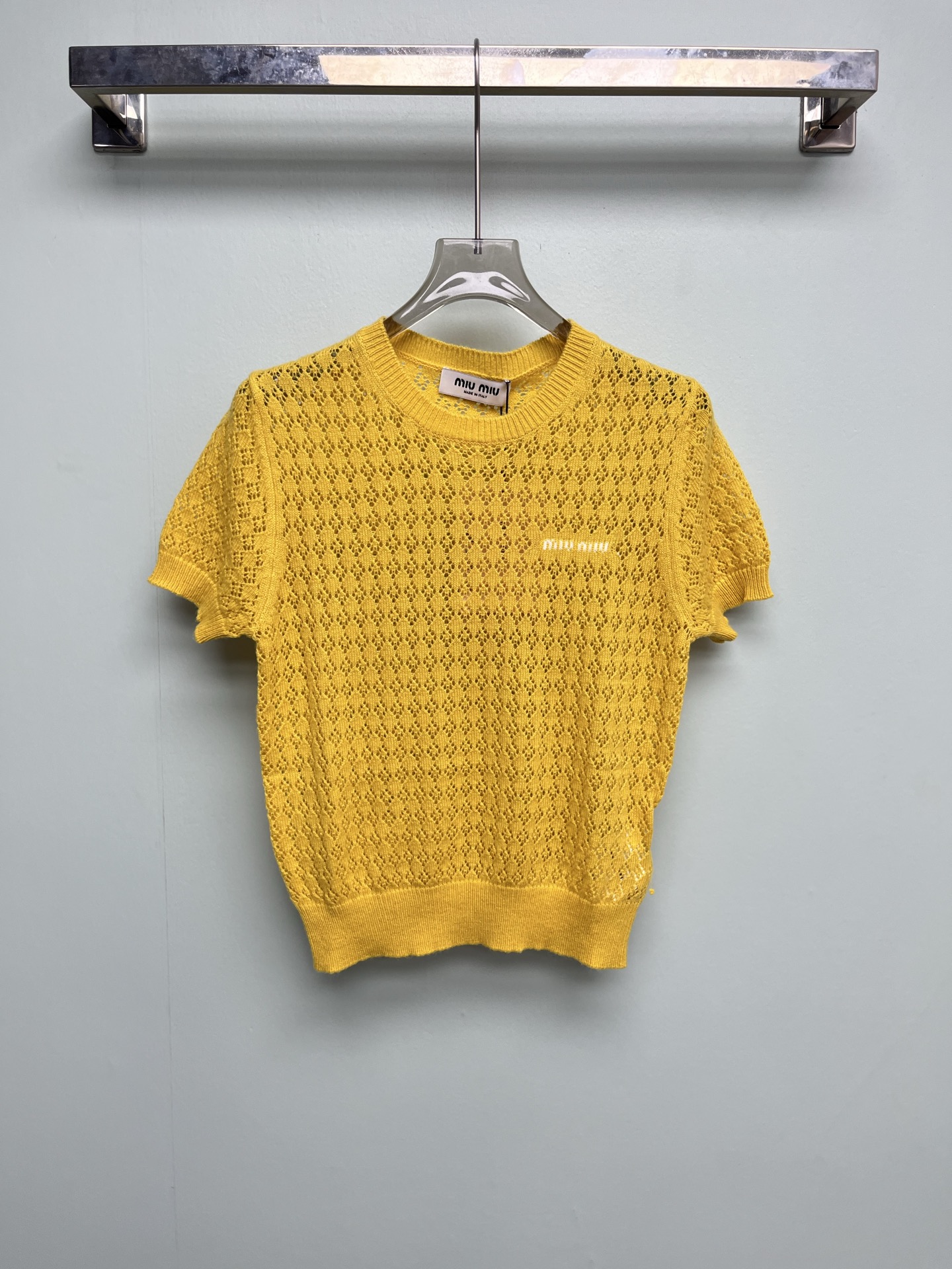 Mi*26 Early Spring New Yellow Open-knit ShortSleeve Top