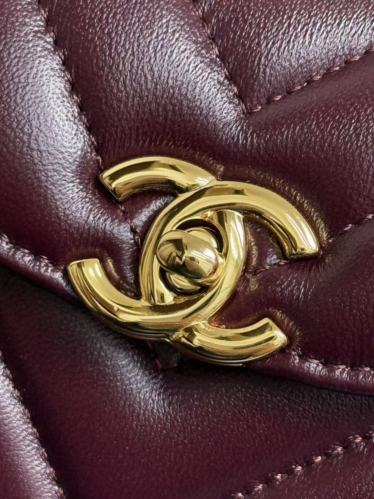 CC26SS Black Gold Kelly Bag