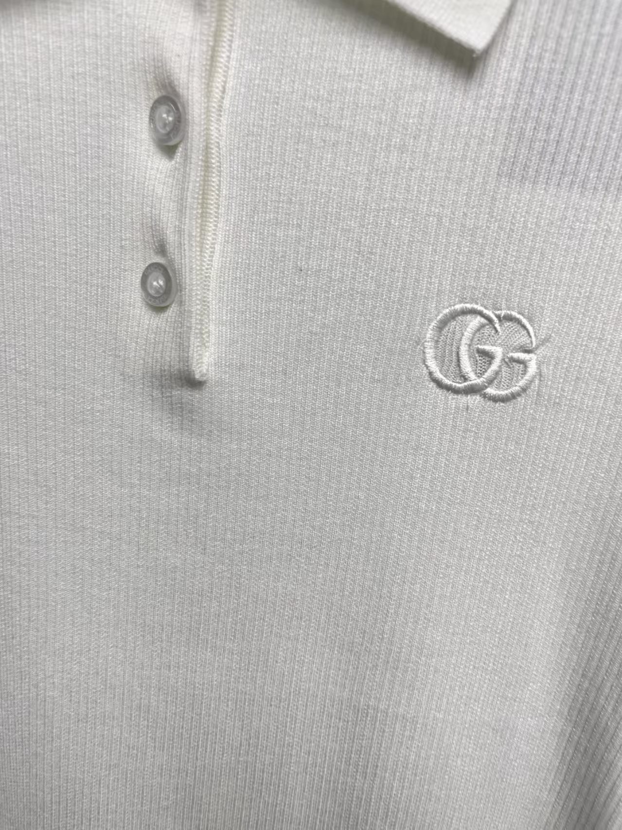 Gu House Short Sleeve