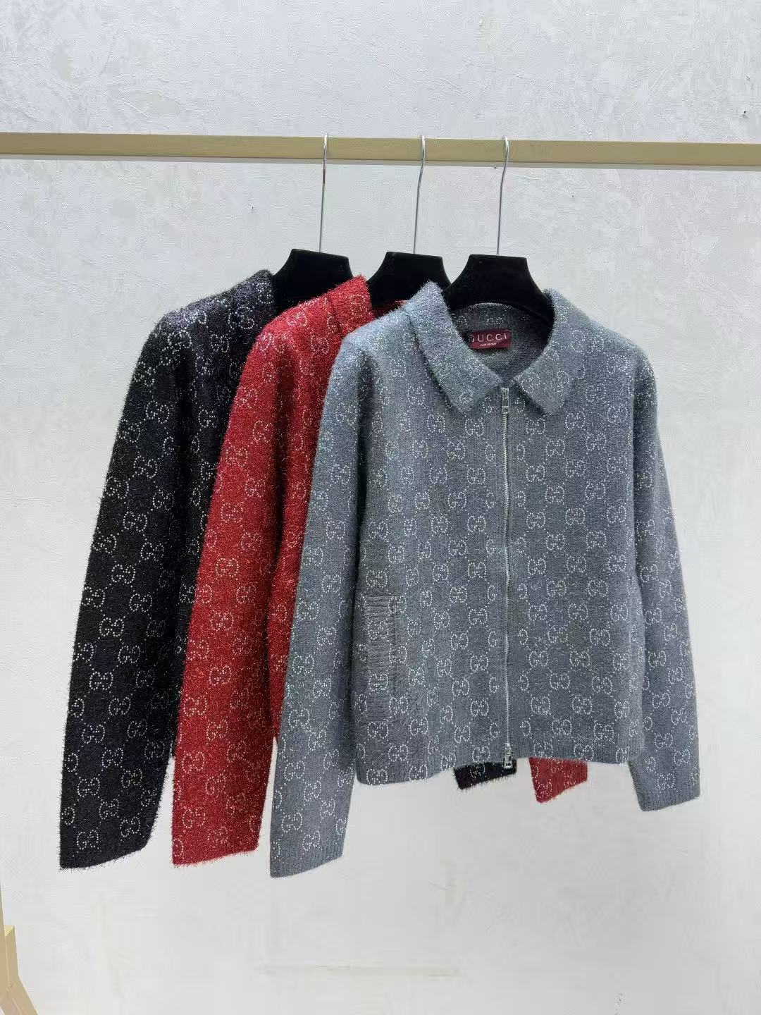 GU 26 Glitter Monogram Zip Collar Knit Jacket 3 Colors