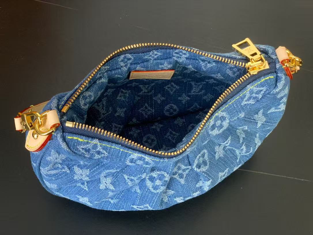 LO 26 Vintage Washed Denim Gathered Underarm Hobo Bag Leather Trim Metal Clasp