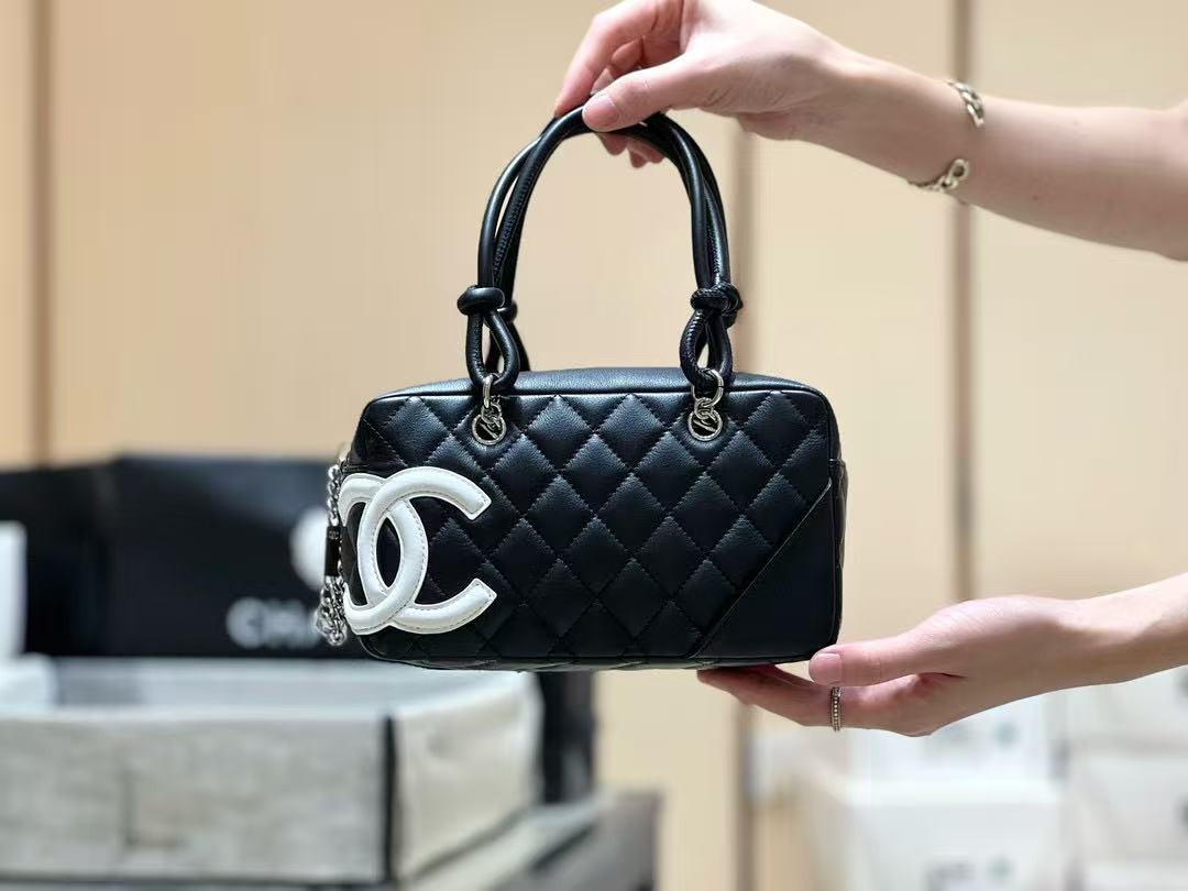 CC26SS Vintage Cambon Pillow Bag, Timeless Classic