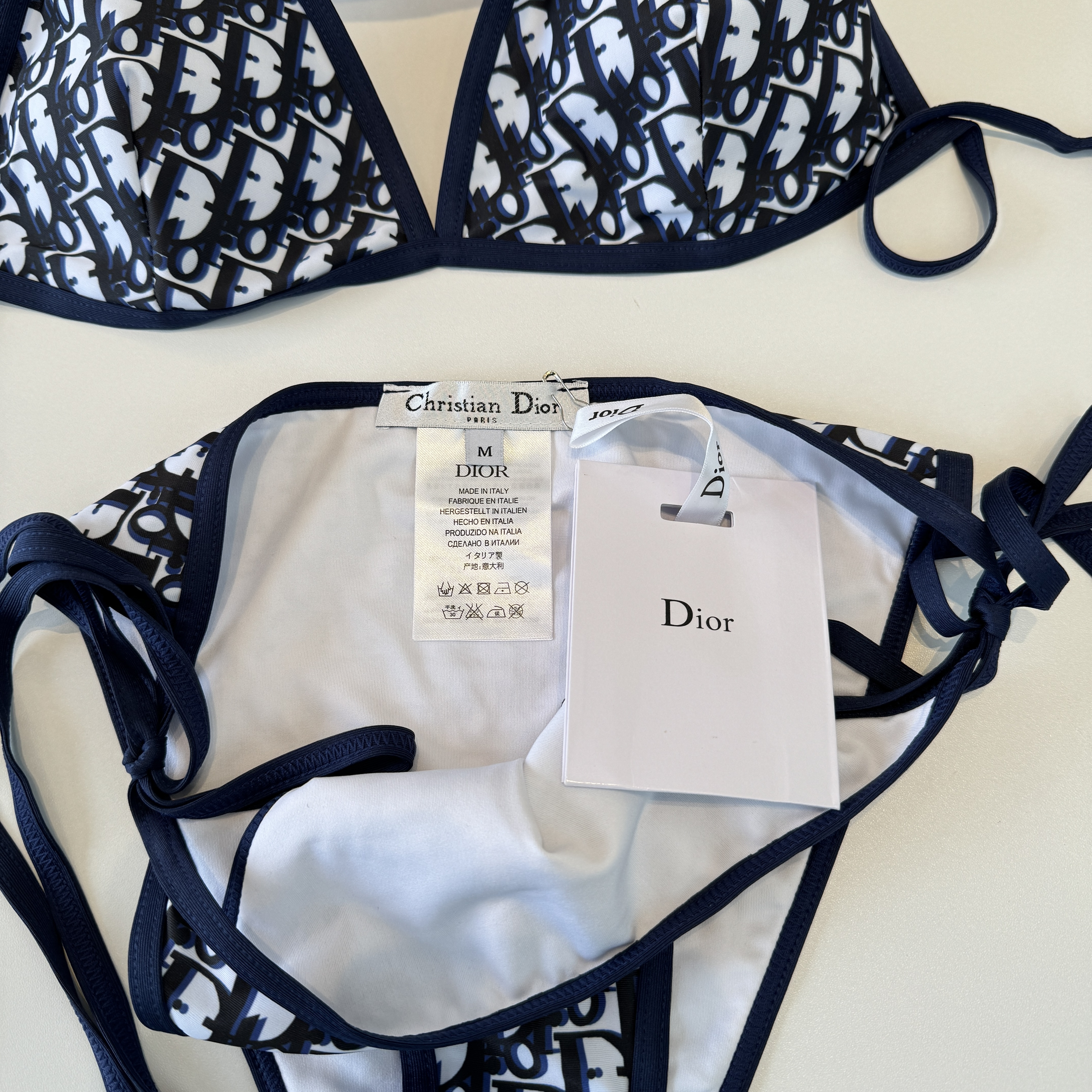 Di New Bikini Swimsuit