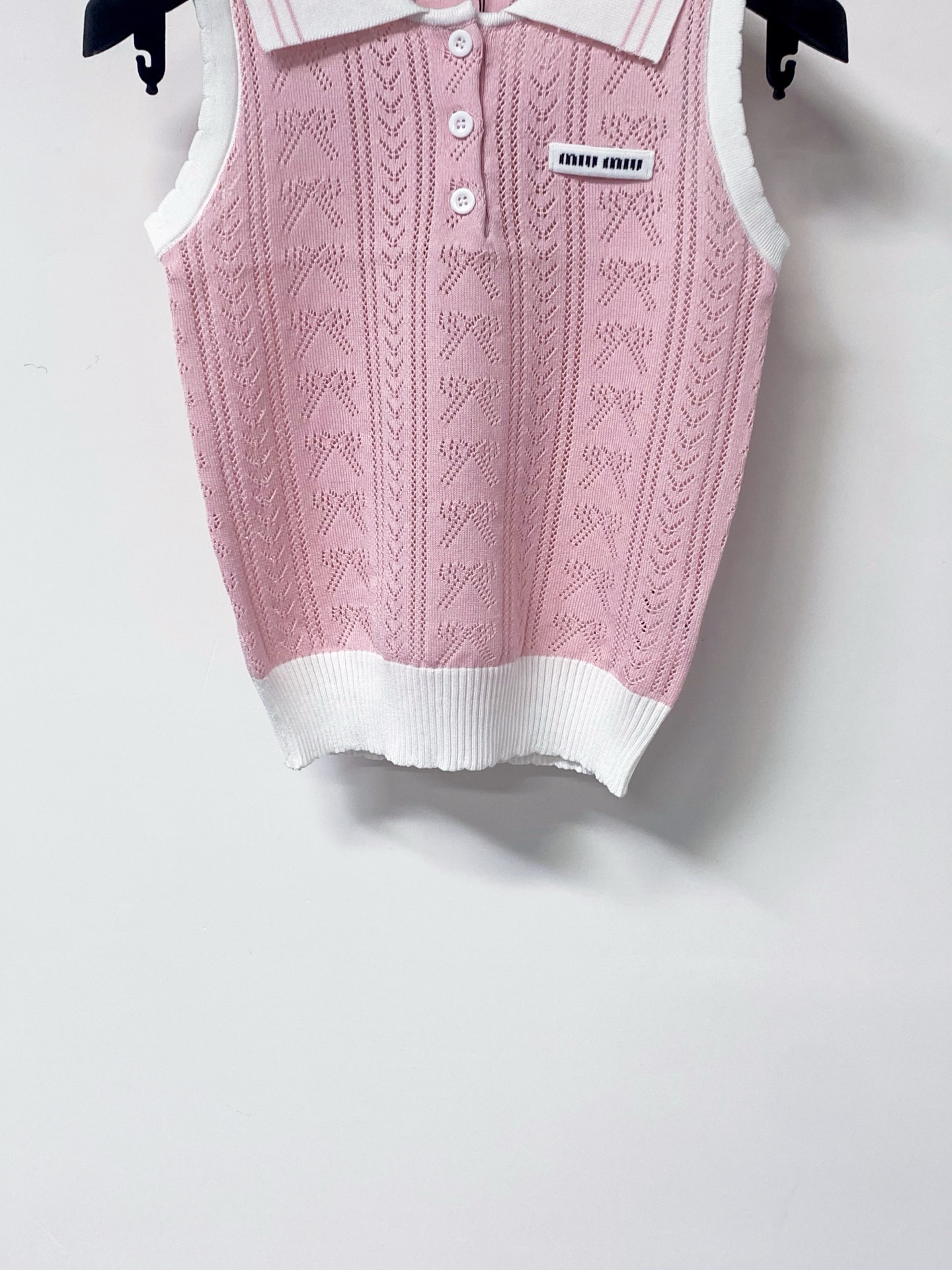Mi Stylish color-block collar knit vest