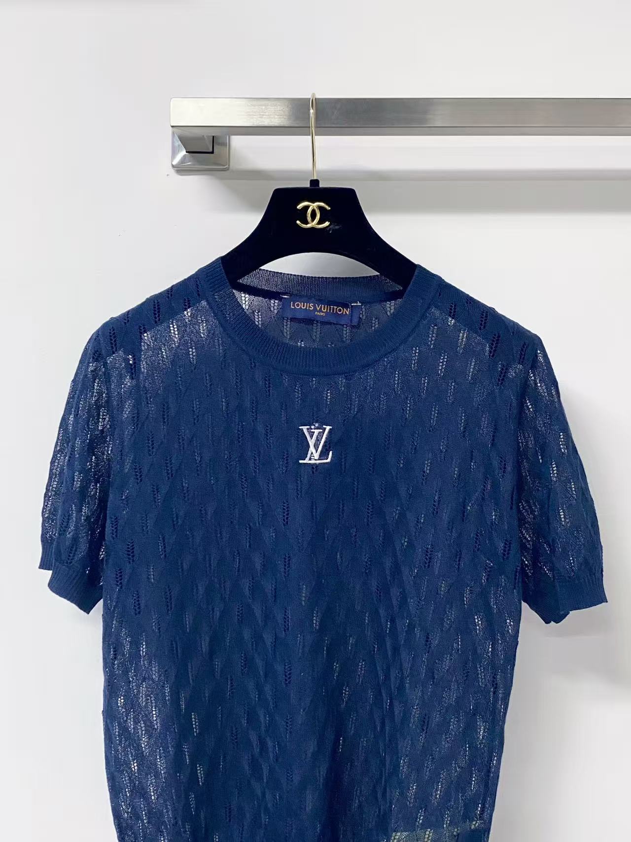 LO 26Navy Diamond Hollow Knit Short Sleeve Top