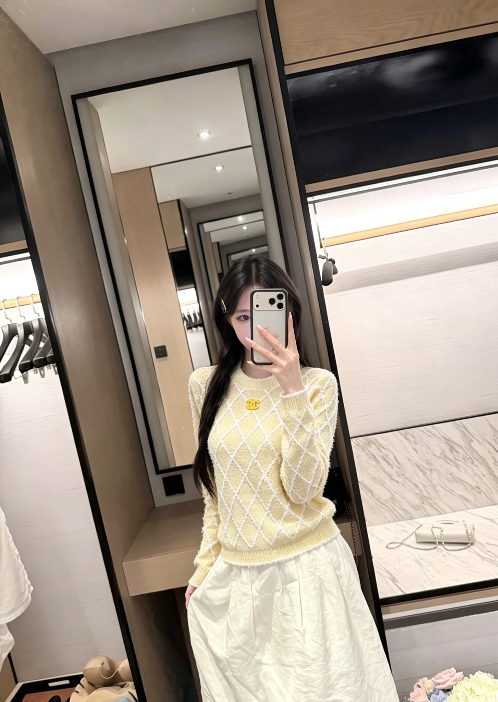 To26 Summer Update - Cha-style Striped V-neck Top