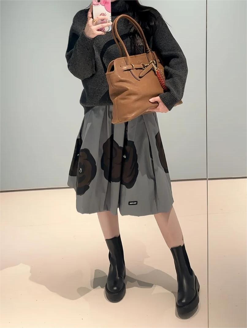 MIU25SS Printed Design Pod Half Skirt