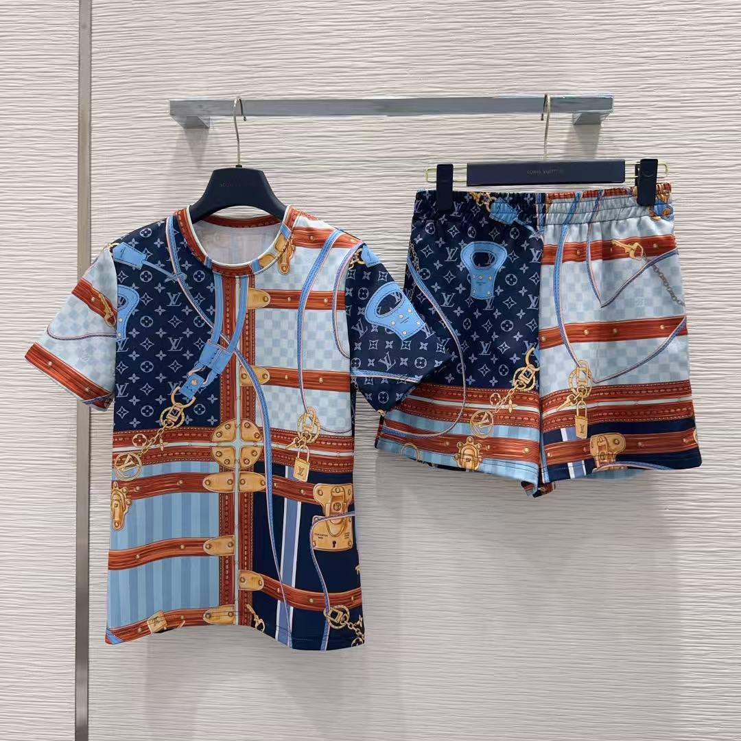 LV 26SS Two-Piece Short Set, Sweet & Cool Outfit