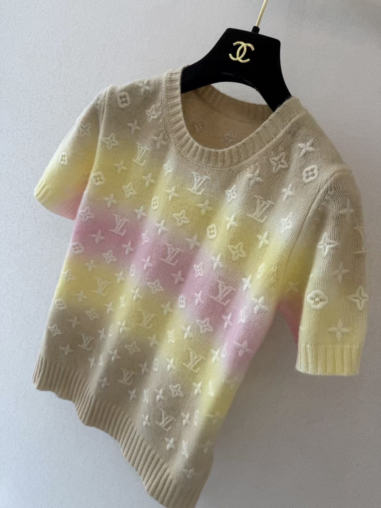LO Louis 26 Spring/Summer new arrival gradient knittedshort sleeve