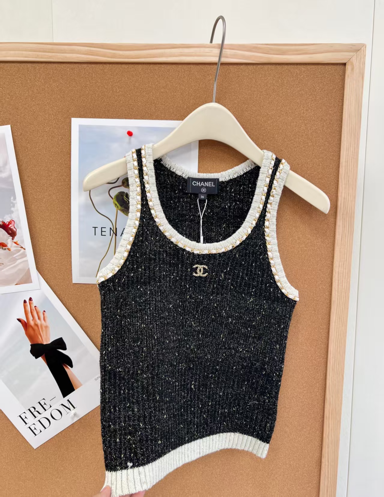 Cha 26 Early Spring New Metal Chain Knit Vest