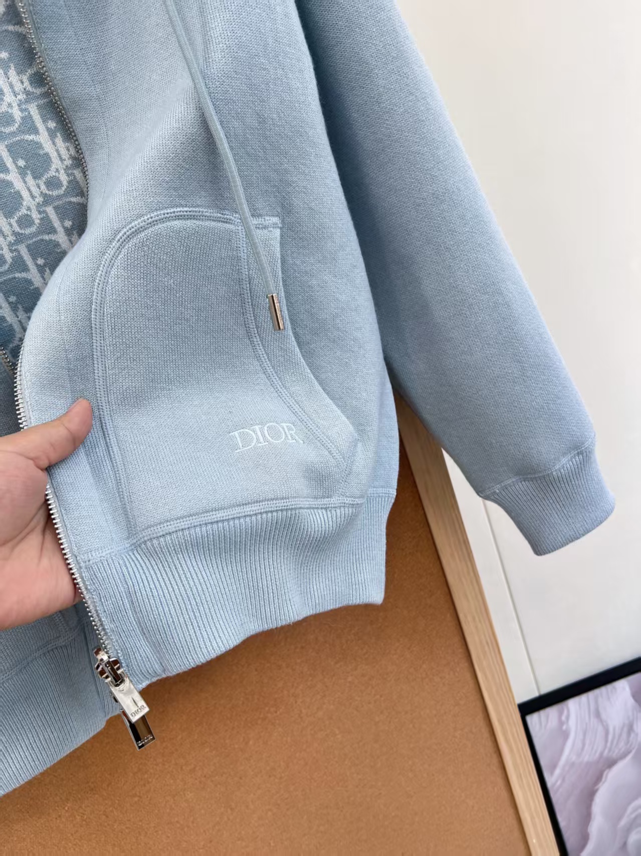 Di High-end baby blue obllque patterh togo zip-up cashmere jacket
