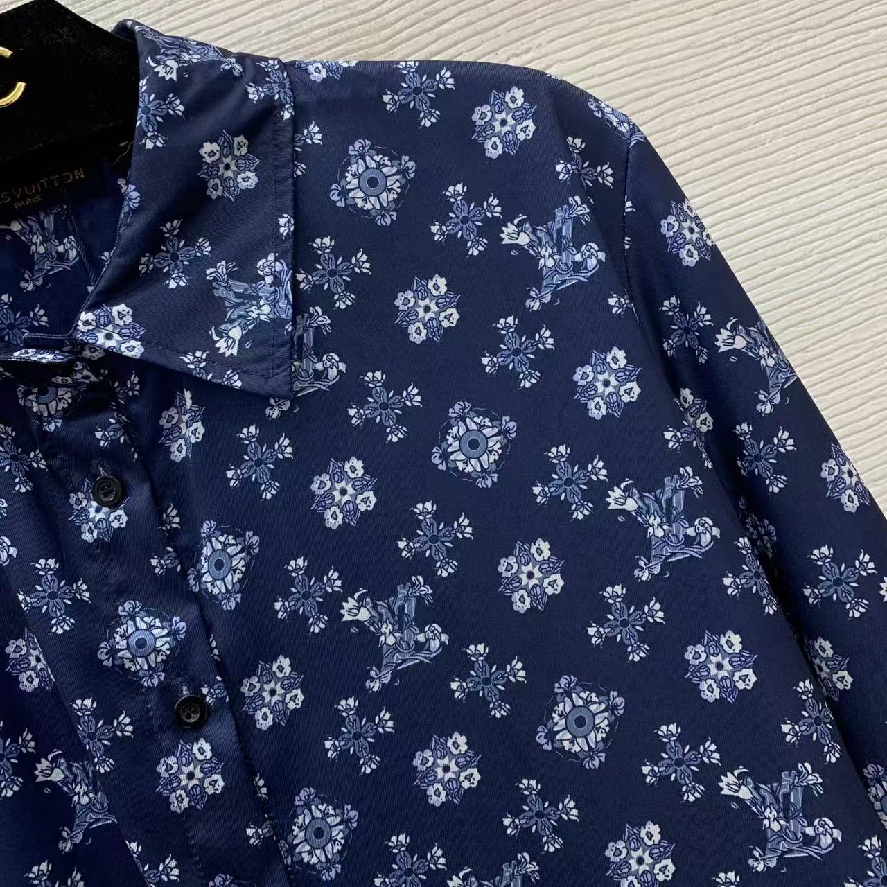 LO 26All Over Mini Paisley Pattern Button Down Loose Blouse