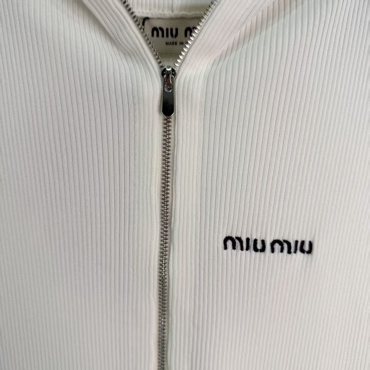 Mi*26 Spring/Summer New Sleeveless Hooded Zipper Vest