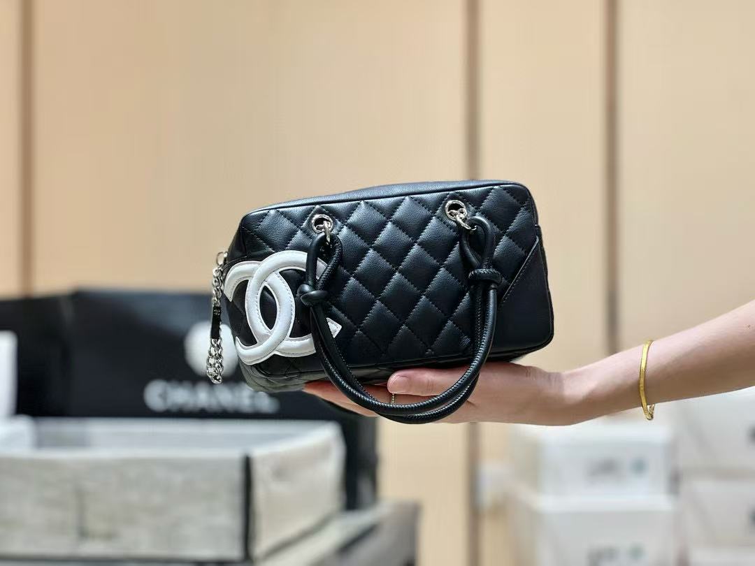 CC26SS Vintage Cambon Pillow Bag, Timeless Classic