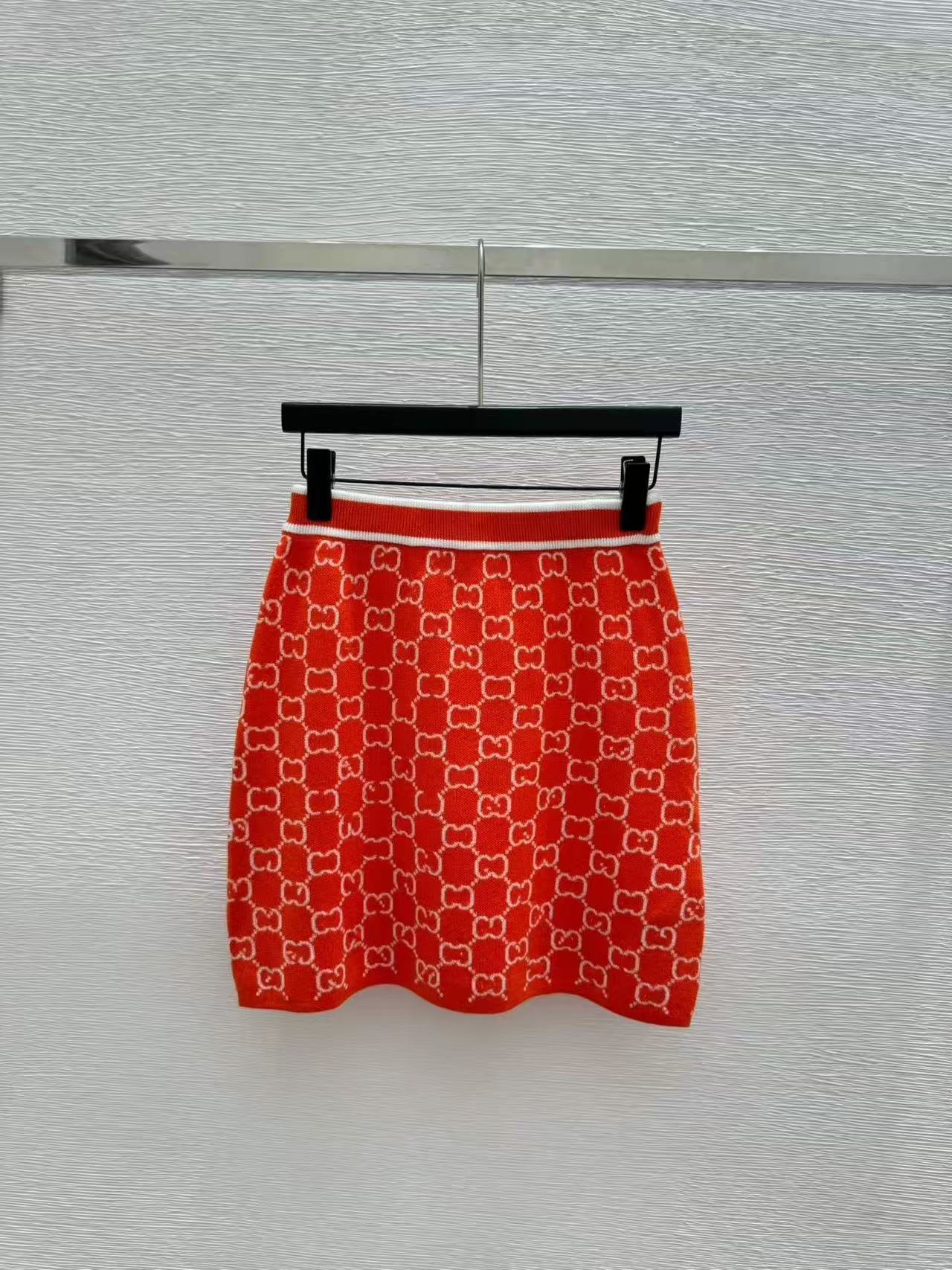 GU 26 Women Vintage Jacquard Polo Top Mini Skirt Matching Set