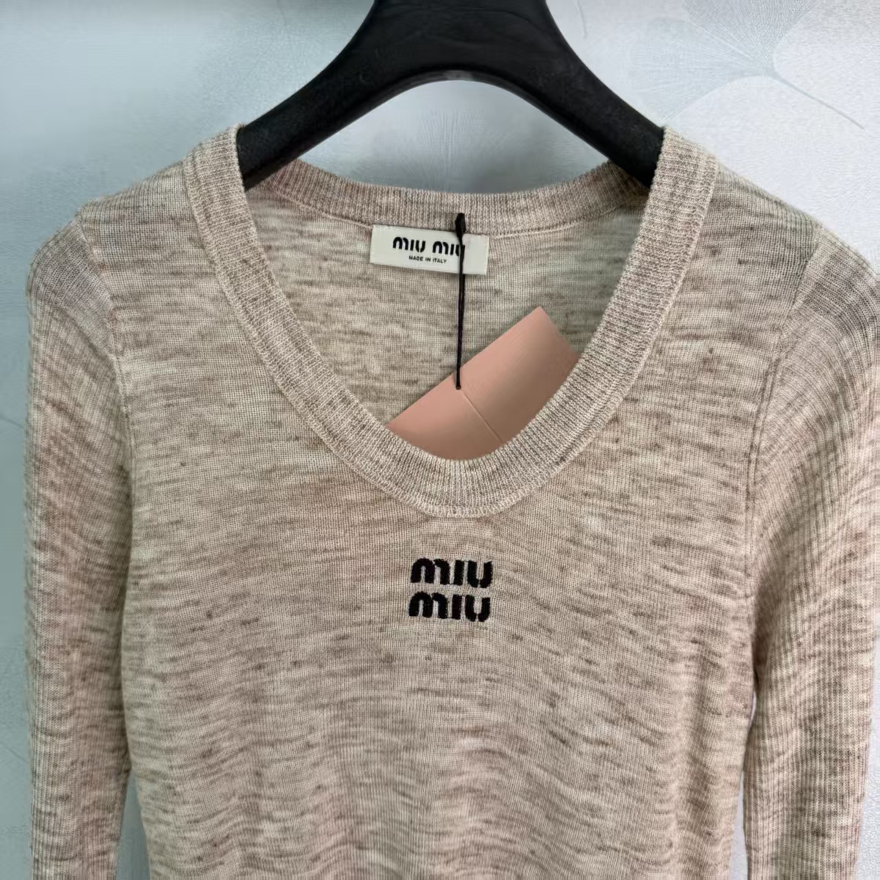 Mi*26 Spring/Summer New V-neck Long SleeveKnitwear