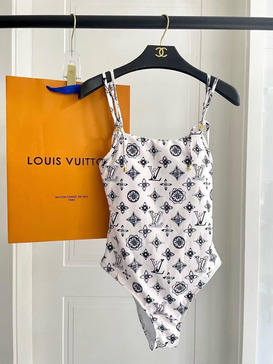 LO Women Vintage Monogram Print One Piece Swimsuit Square Neck Spaghetti Strap Bathing Suit
