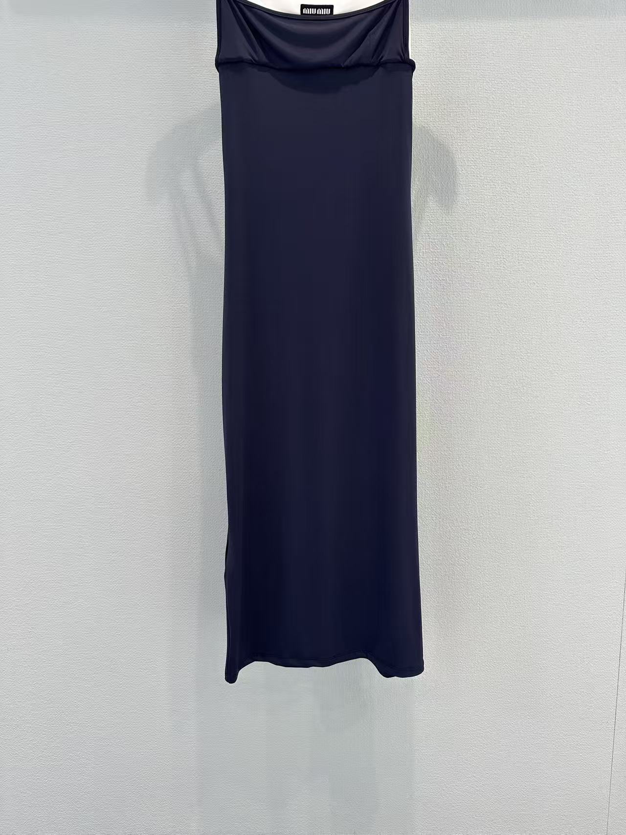 M Series Contrast Trim Spaghetti Strap Midi Dress