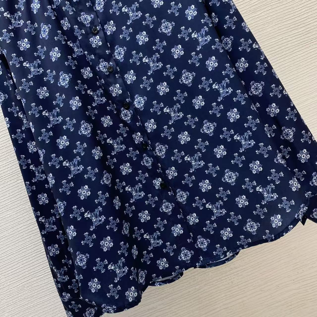 LO 26All Over Mini Paisley Pattern Button Down Loose Blouse