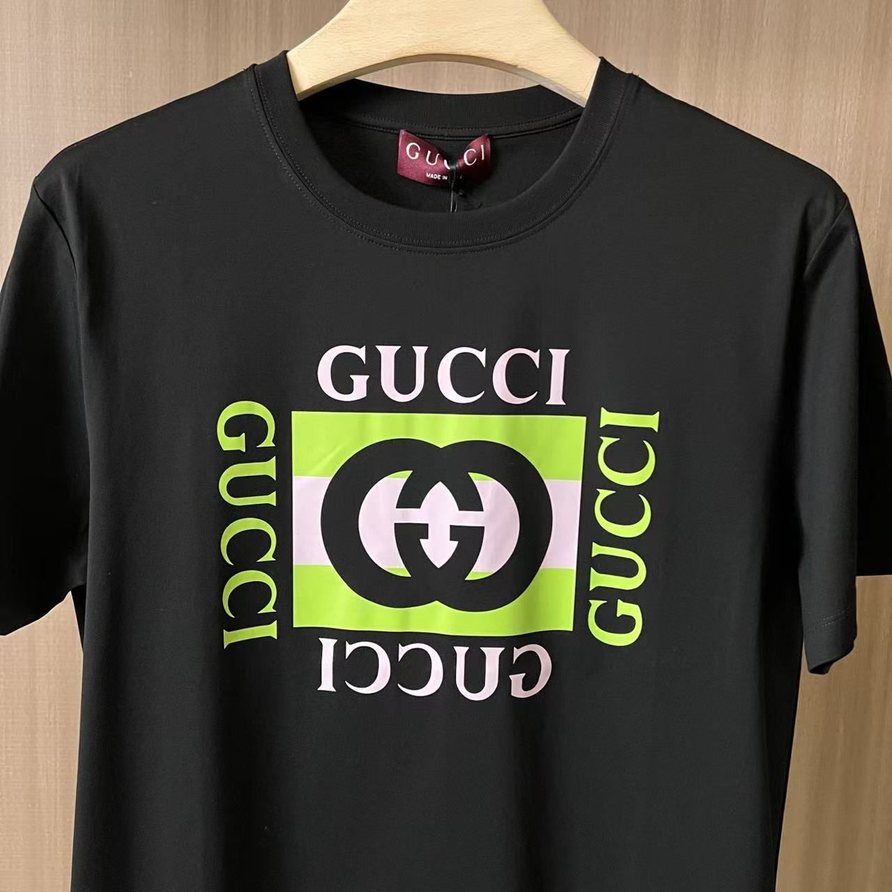 GU Square Interlocking Logo Print Crew Neck Short Sleeve Heavy Cotton T-Shirt