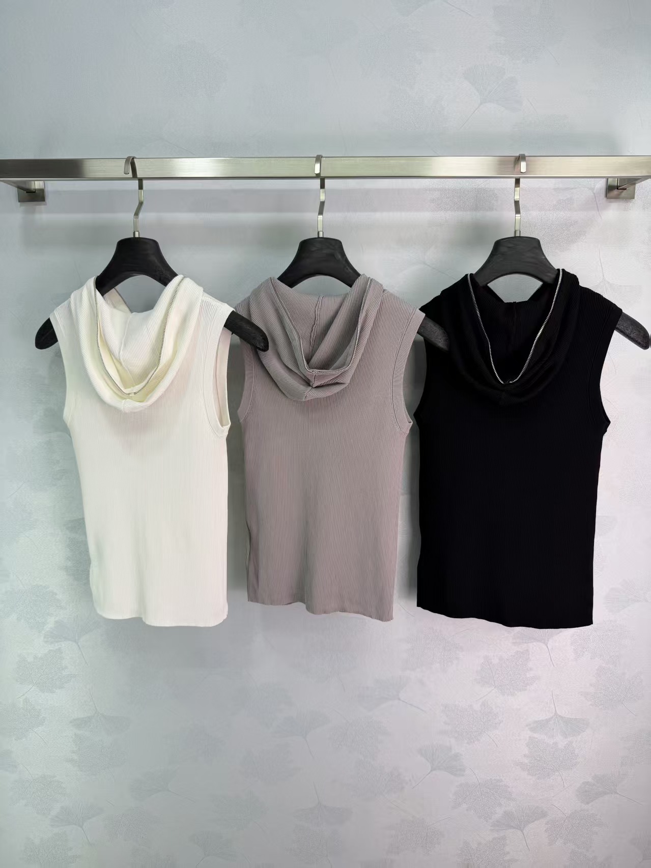 Mi*26 Spring/Summer New Sleeveless Hooded Zipper Vest