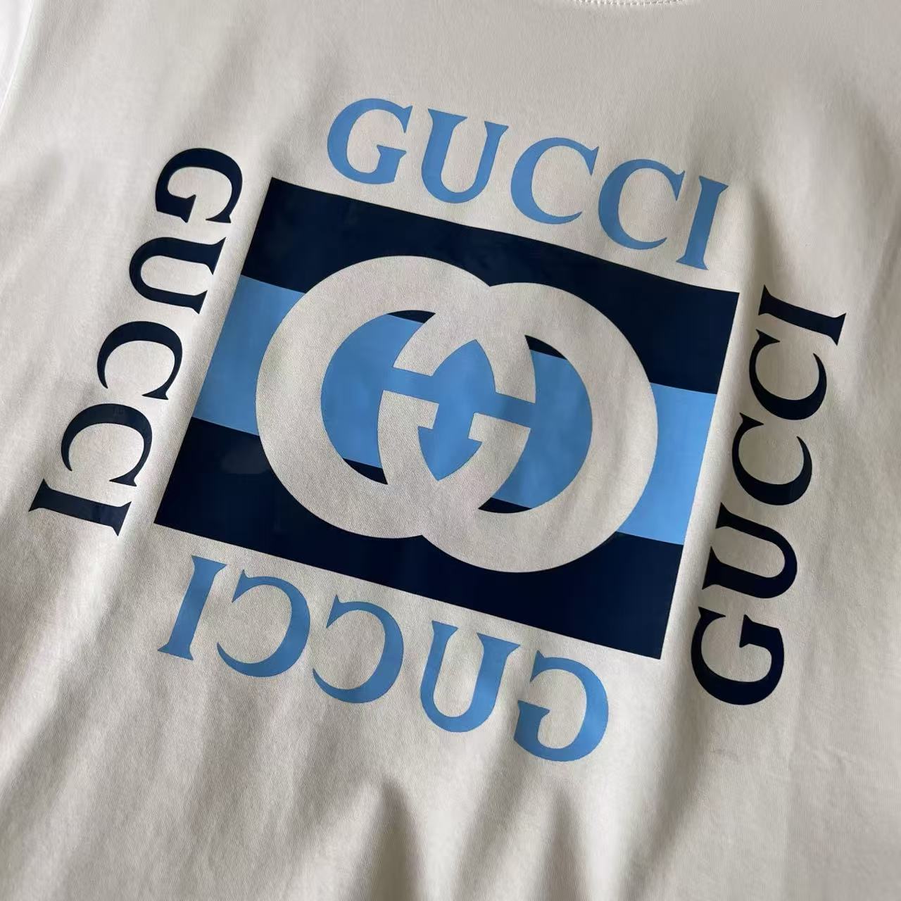 GU Square Interlocking Logo Print Crew Neck Short Sleeve Heavy Cotton T-Shirt