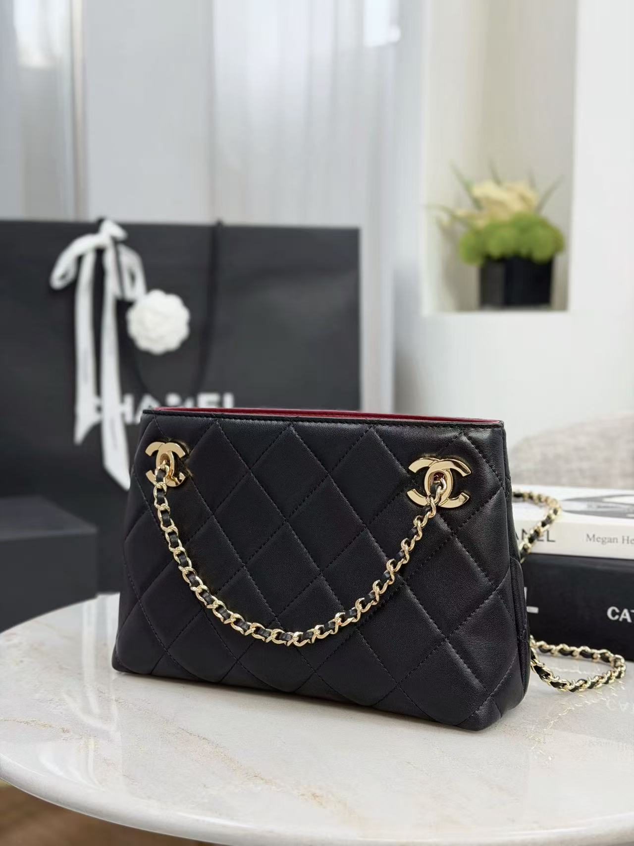 Cha 26 Black Diamond Quilted Double Logo  Shoulder Bag