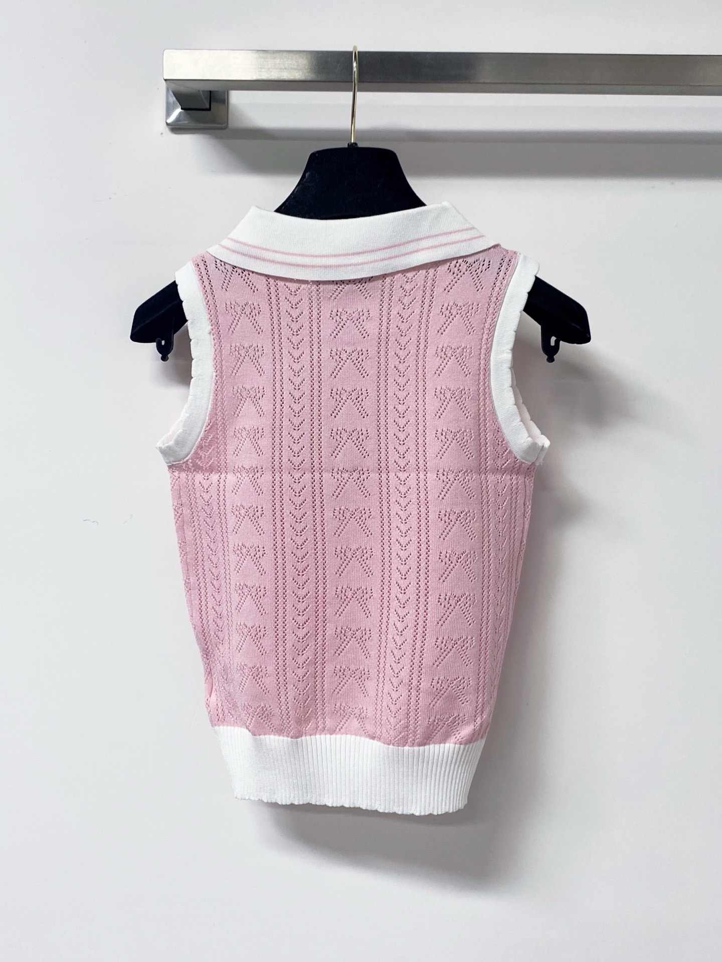 Mi Stylish color-block collar knit vest
