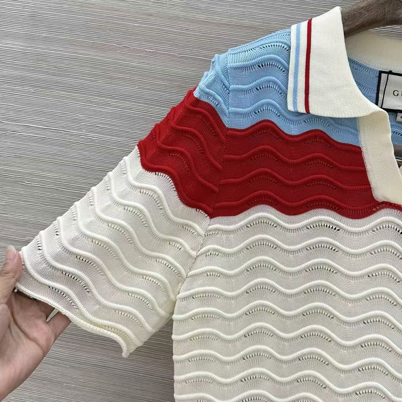 GU Striped Wave Knit Polo Shirt Contrast Collar Short Sleeve Slim Fit