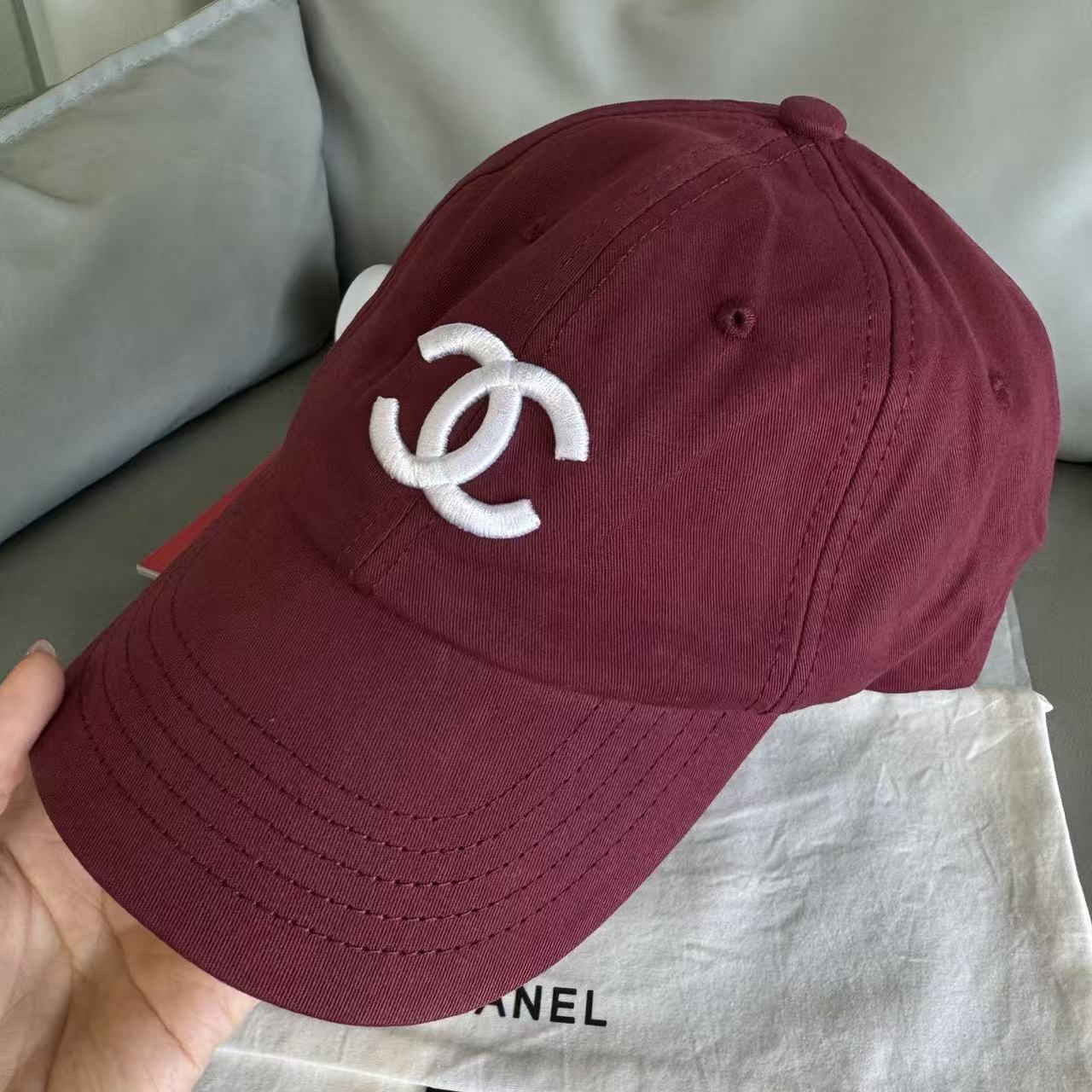 cha 26 Burgundy White Embroidery Logo Baseball Cap