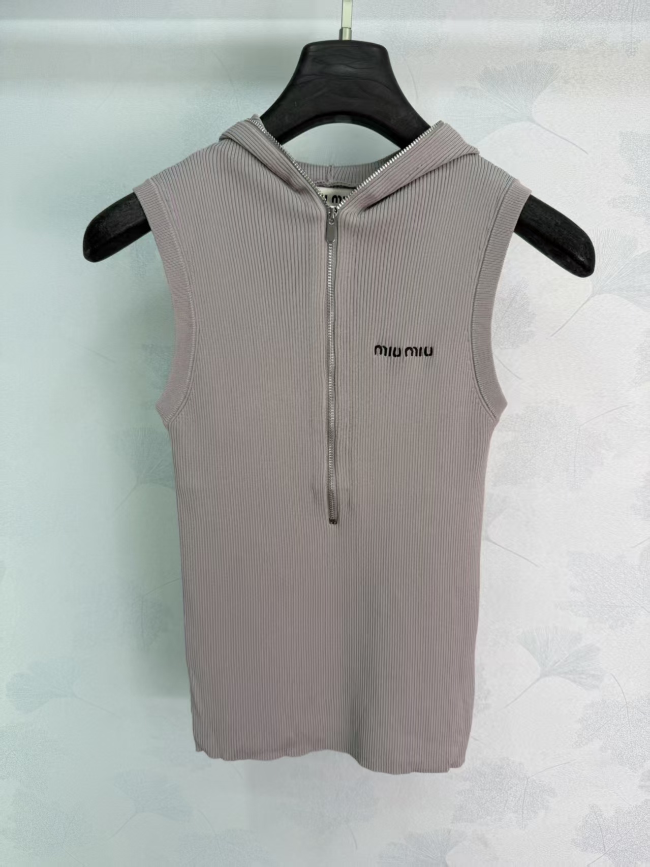 Mi*26 Spring/Summer New Sleeveless Hooded Zipper Vest