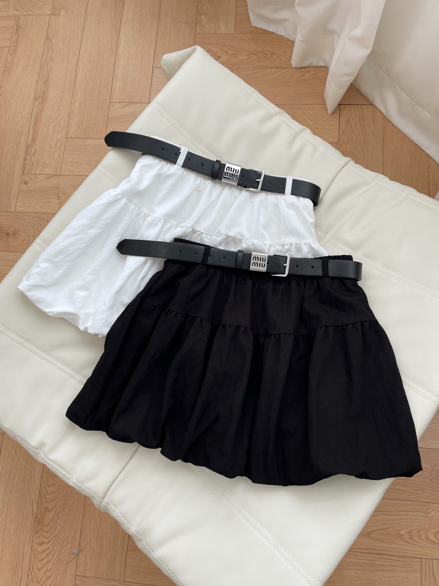 Mi-style bud puffy mini skirt