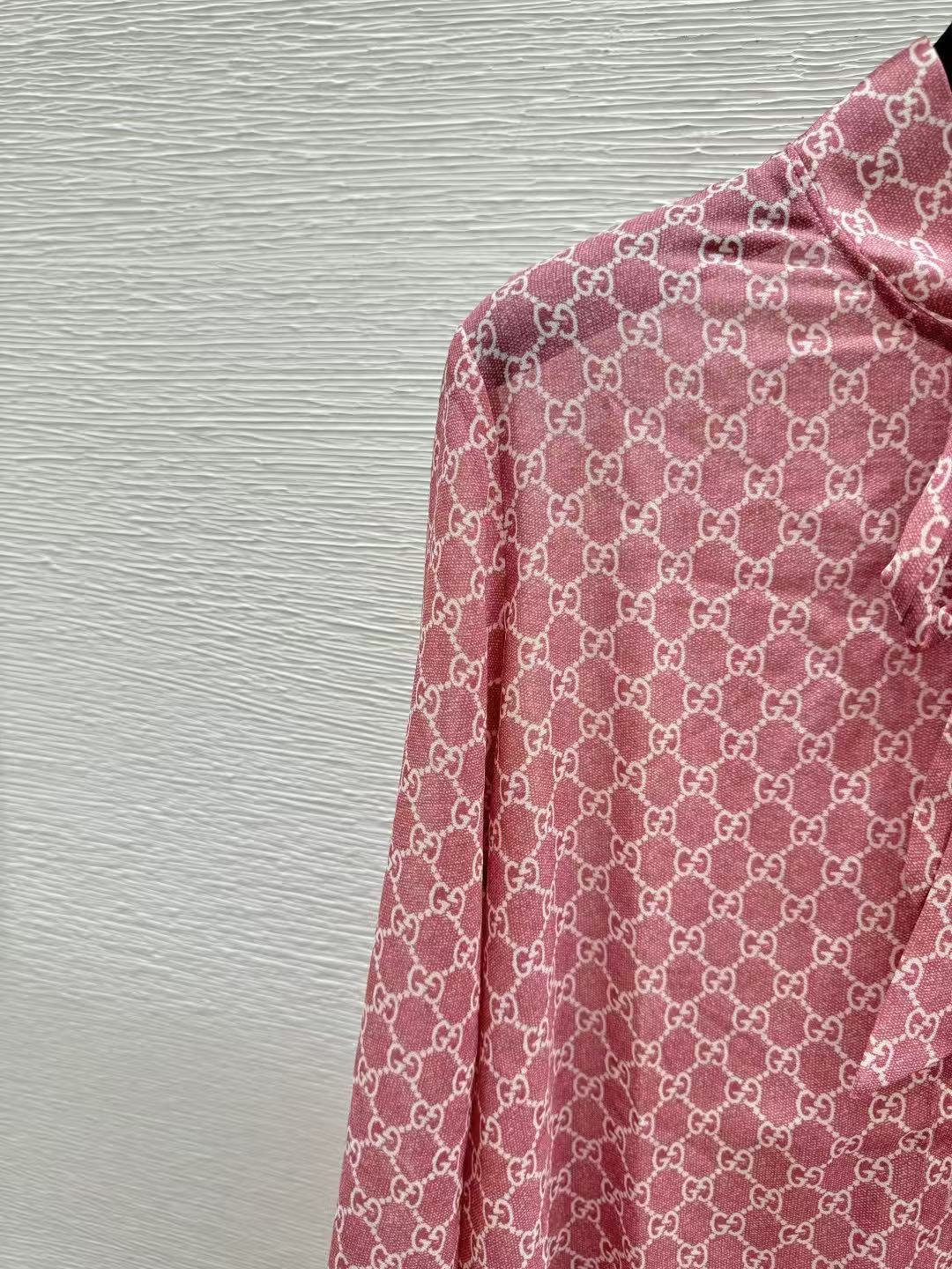 GU 26 Lightweight Sheer Satin Bow Collar Printed Blouse Front Button Placket Loose Fit