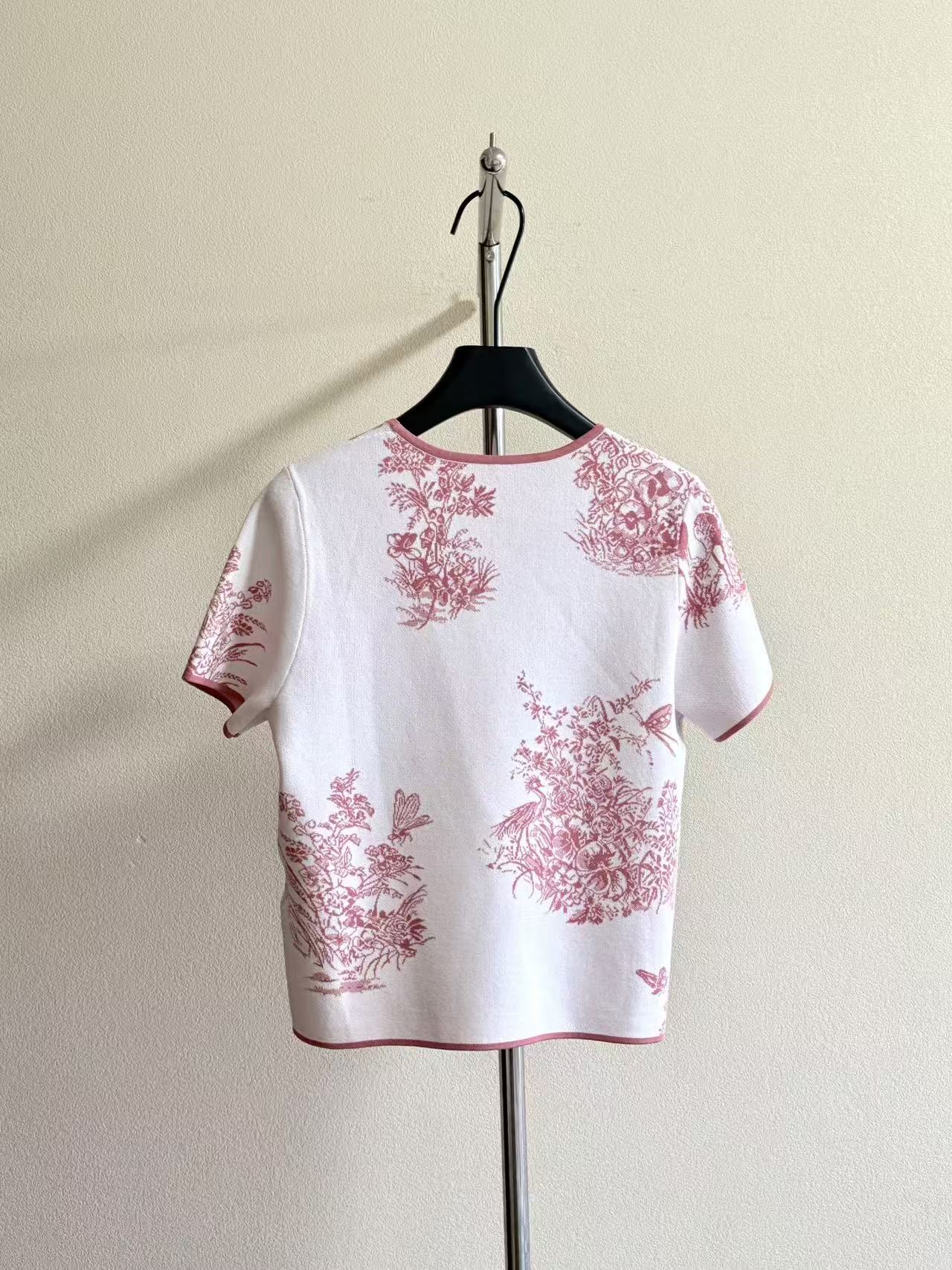 Di Garden Toile Pattern Crew Neck Knit Tee