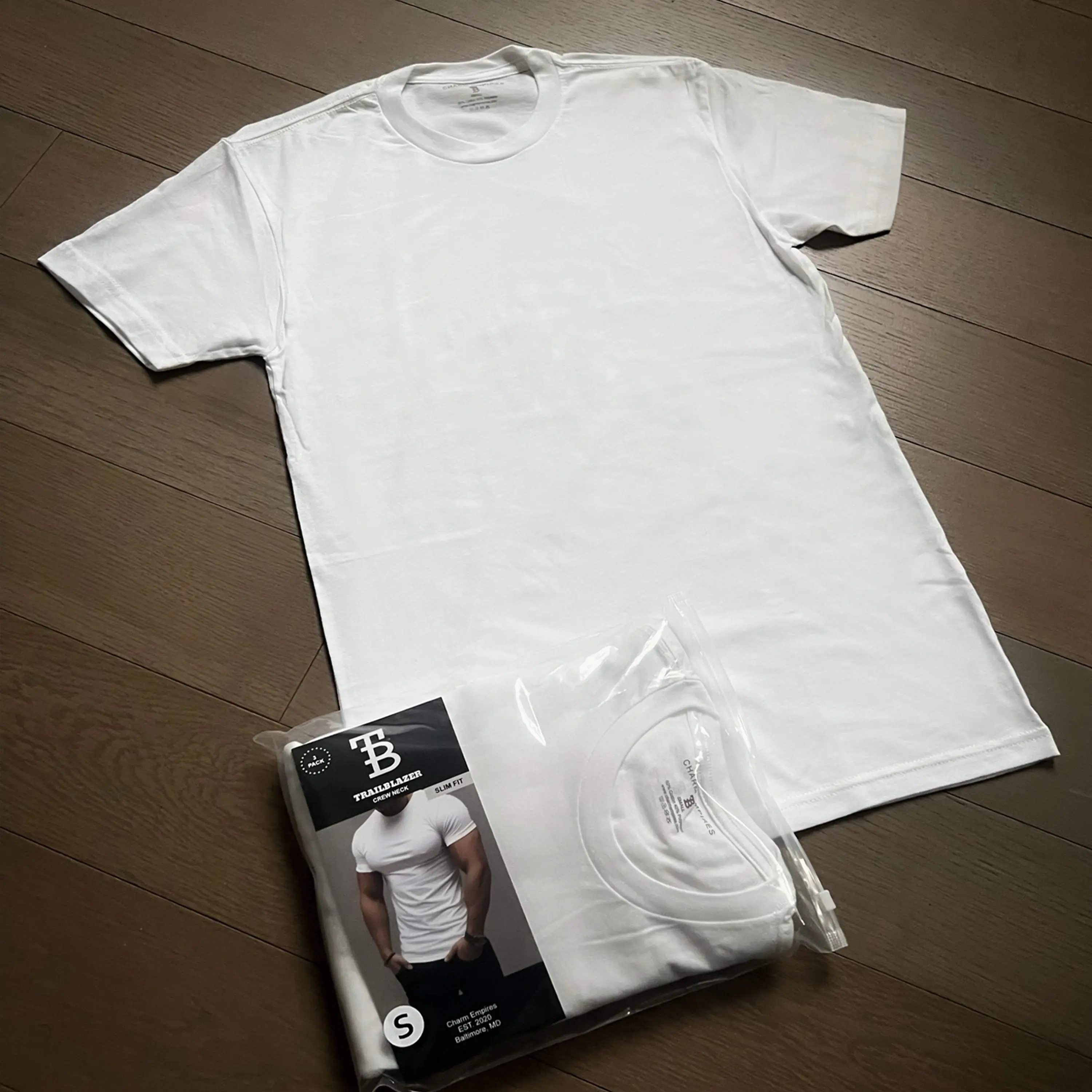 Slim Fit White and Black Tees Crewneck